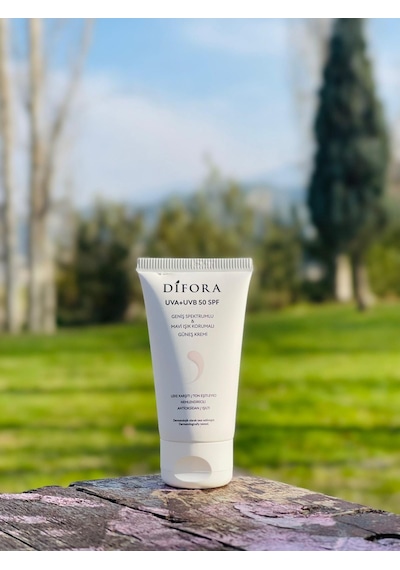 Spf50+ Leke Karşıtı Aydınlatıcı Ton Eşitleyici Nemlendirici Mineral Filtreli Renkli Güneş Kremi 50ml