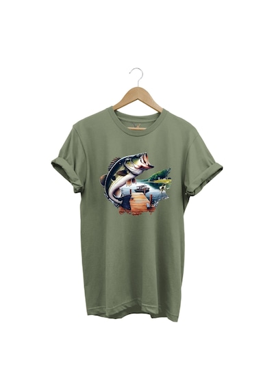 Balıkçılık Siyah Levrek Baskılı Manzara İskele Ve Tekne Balıkçılığı %100 Pamuk Regular Fit T-shirt Haki