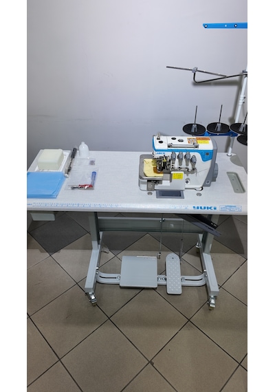 Jack E4s-4 İplik Kafadan Motorlu Sessiz Overlok Makinası Jack Patentli Dişli Ayar Kolu Yok