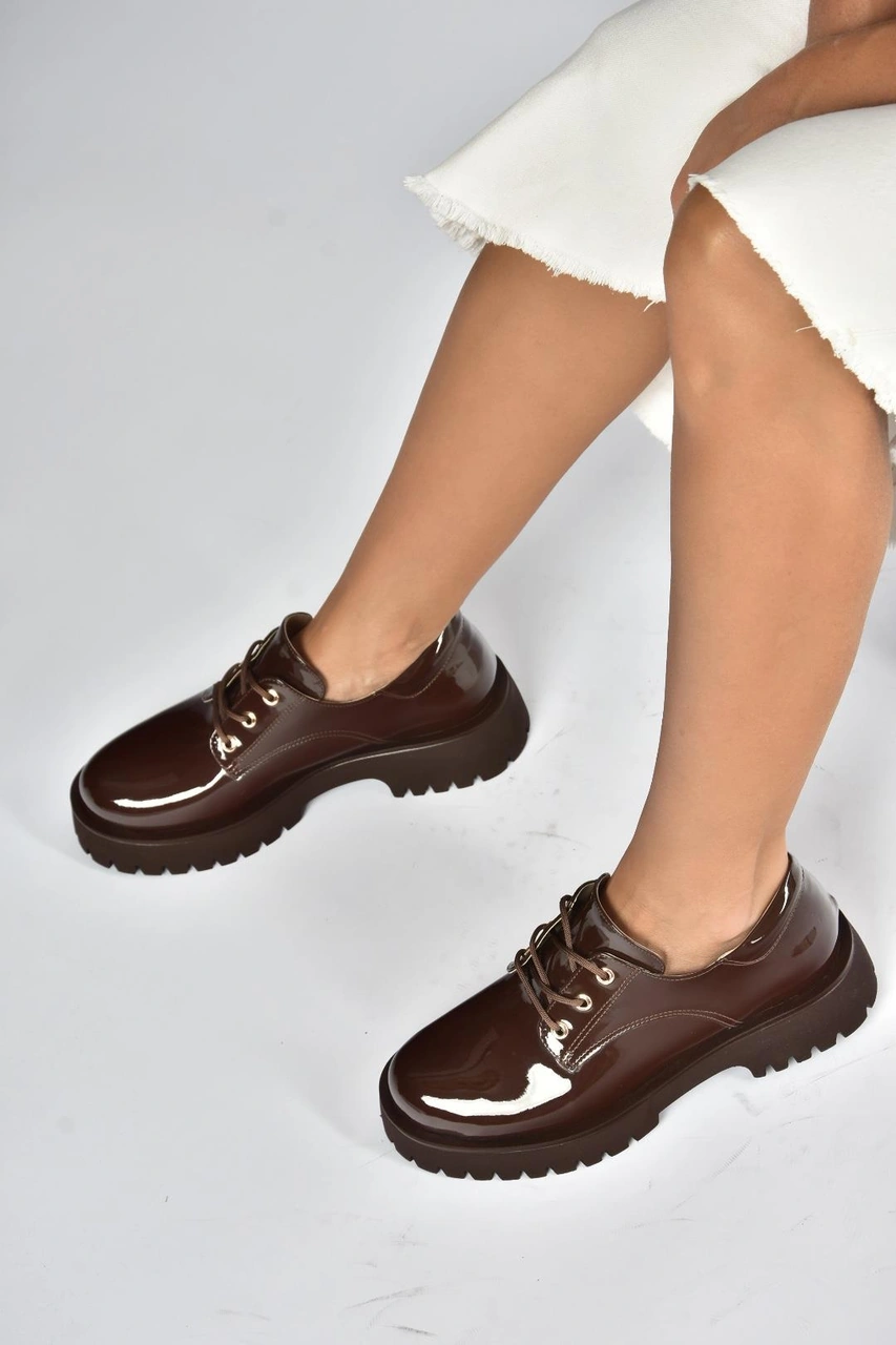 Fox Shoes V820007108 Kahverengi Rugan Kalın Tabanlı Klasik Ayakkabı Kahverengi-rugan