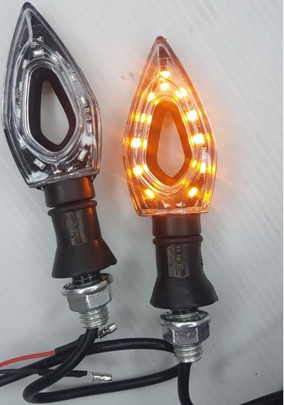 Led Sinyal Takımı Üçgen Siyah Sarı Işık E Belgeli