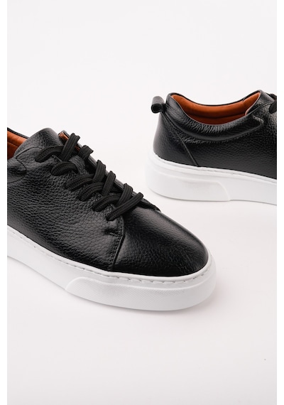 Muggo Leons Hakiki Deri Erkek Kalın Taban Bağcıklı Günlük Casual Sneaker Siyah - Beyaz Muggo Leons Hakiki Deri Erkek Kalın Taban Bağcıklı Günlük Casual Sneaker Siyah - Beyaz