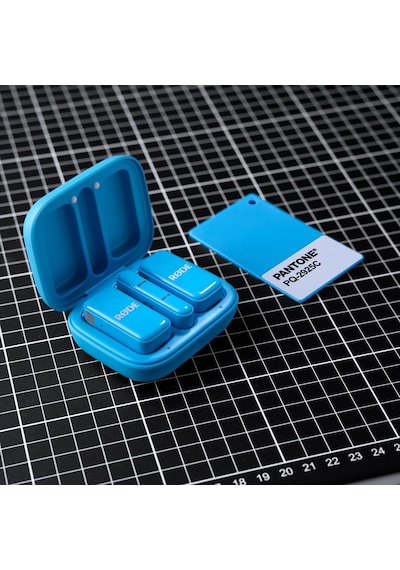 Wireless Micro - Akıllı Telefon Ve Bilgisayar Uyumlu Kompakt Kablosuz Mikrofon Seti, Şarj Kutulu, İki Verici, Bir Alıcı, Usb-c, Mavi Çok Renkli Wireless Micro - Akıllı Telefon Ve Bilgisayar Uyumlu Kompakt Kablosuz Mikrofon Seti, Şarj Kutulu, İki Verici, Bir Alıcı, Usb-c, Mavi Çok Renkli