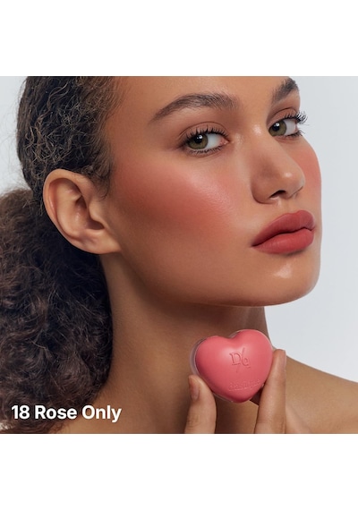 Yoğun Pigmentli Köpük Yapıda Kadife Bitişli Ruj & Allık Souffle Color Pot 22 Coco Pink Çok Renkli