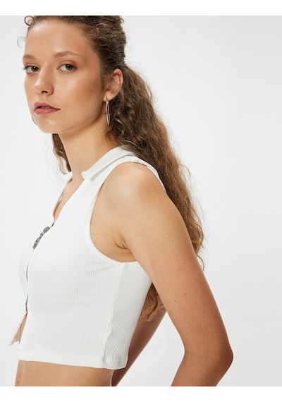 Koton Crop Üst Polo Yaka Fermuar Detaylı Kolsuz Slim Fit Ekru 4sal30311ık Ekru Koton Crop Üst Polo Yaka Fermuar Detaylı Kolsuz Slim Fit Ekru 4sal30311ık Ekru