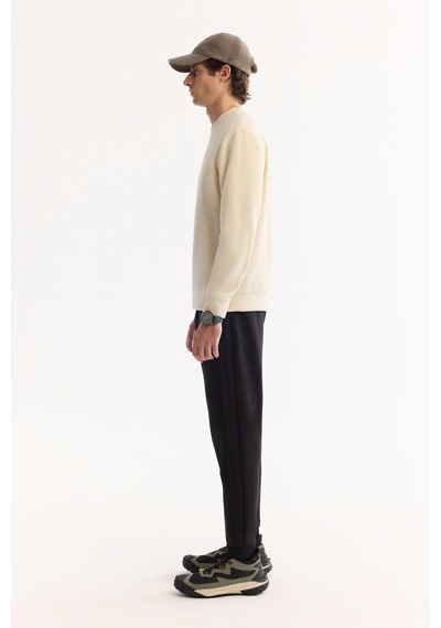 Avva Erkek Ekru Bisiklet Yaka Soft Touch Baskılı Polar Regular Fit Sweatshirt A52y1269