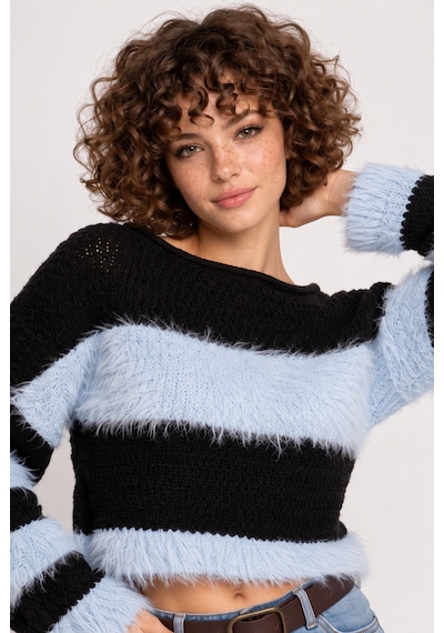 Neden Tekstil Kadın Premium Sakallı İplik Detaylı Çizgili Crop Triko Kazak - Siyah-mavi Neden Tekstil Kadın Premium Sakallı İplik Detaylı Çizgili Crop Triko Kazak - Siyah-mavi