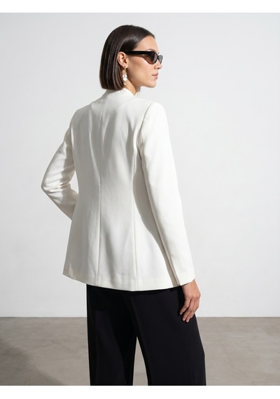 Dilvin 60807 Yakasız Vücuda Oturan Blazer-beyaz