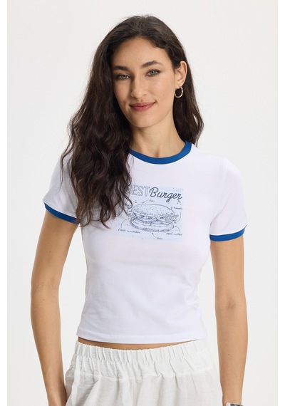 Tudors Kadın Slim Fit Dar Kesim %100 Pamuk Bisiklet Yaka Kısa Kollu Baskılı Beyaz Tişört-50510