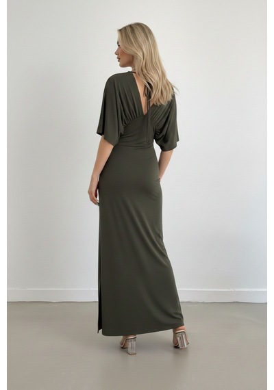 Defymoda Kadın Uzun Yırtmaçlı Modern Kesim Elbise Yeşil