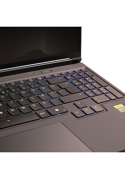 Gameraider IGNIA GR16-3 i9-14900HX 32 GB 2 TB SSD RTX5070Ti 16" Free Dos Dizüstü Bilgisayar
