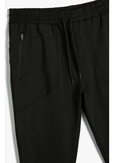 Koton Jogger Eşofman Altı Beli Bağcıklı Fermuar Cepli Siyah 4sam40045nk 4SAM40045NK999 Siyah Koton Jogger Eşofman Altı Beli Bağcıklı Fermuar Cepli Siyah 4sam40045nk 4SAM40045NK999 Siyah