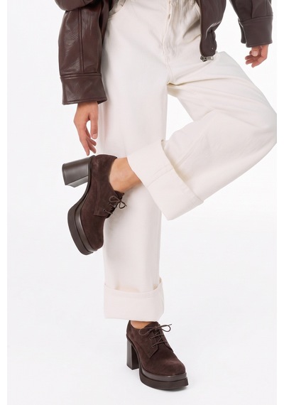 Luvi Shoes Odette Kahverengi Süet Platformlu Blok Topuklu Kadın Ayakkabı Luvi Shoes Odette Kahverengi Süet Platformlu Blok Topuklu Kadın Ayakkabı