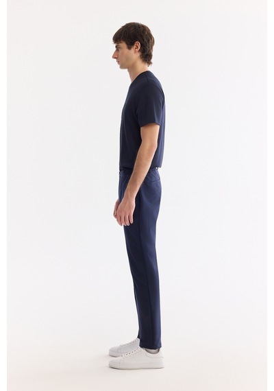 Avva Erkek Lacivert Yanı Lastikli Kırışmaz Teknik Kumaş Slim Fit Chino Pantolon A61y3077
