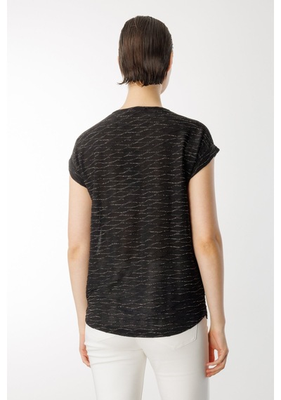 On Minimalist Oversize Kadın Bluz - Yuvarlak Yaka Kısa Kol Siyah On Minimalist Oversize Kadın Bluz - Yuvarlak Yaka Kısa Kol Siyah
