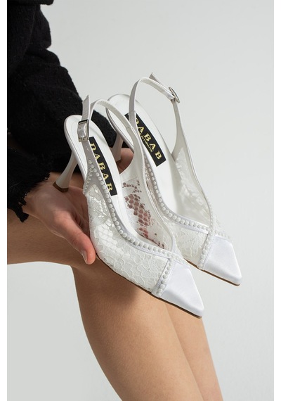 Dabab Shoes Laceora Kadın Beyaz Sivri Burun 7 Cm Topuklu Dantel Dokulu İnci Detaylı Slingback Abiye Ayakkabı Dabab Shoes Laceora Kadın Beyaz Sivri Burun 7 Cm Topuklu Dantel Dokulu İnci Detaylı Slingback Abiye Ayakkabı