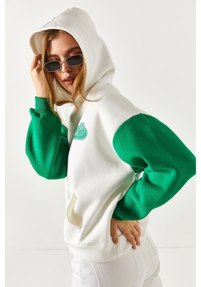 Armonika Kadın Yeşil Önü Ve Arkası Yazılı Şardonlu İki Renk Kapüşunlu Sweatshirt Arm-22y024077