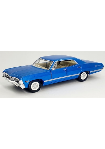 Kinsmart 1967 Chevrolet İmpala 1:34 Diecast Model Araba