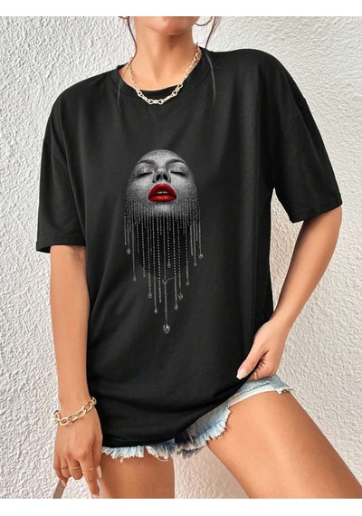 Uyguntarz Unisex Pırlantalı Kadın Portresi Tasarım Basklı Tshirt Siyah