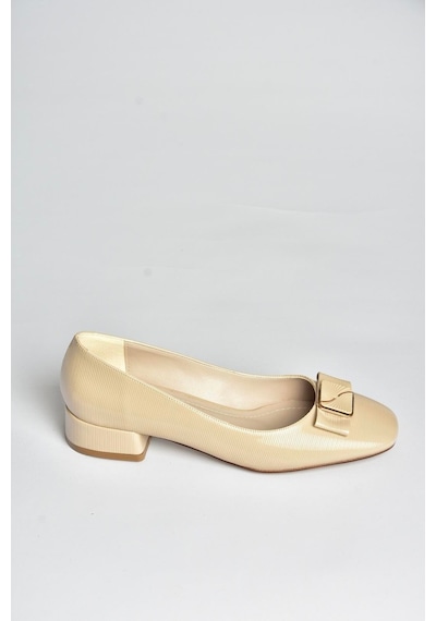 Fox Shoes V250641109 Bej Alçak Topuklu Kadın Ayakkabı Bej