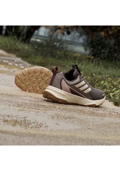 Adidas Hq5101 Terrex Tracefinder 2 Climaproof Kadın Arazi Koşu Ayakkabısı Kahverengi