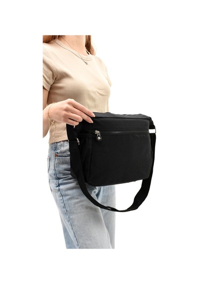 Çapraz Askılı Ultra Hafif Çok Cepli Bayan Omuz Çantası Siyah Model: 571-6d - Siyah