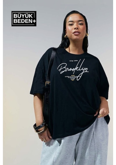 Superlife Süperlife Kadın Büyük Beden El Yazılı Brooklyn Baskılı 3xl-6xl Bisiklet Yaka Tshırt Spr25btsk510-6 Siyah