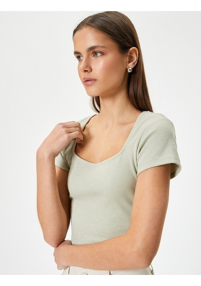 Koton Sırt Dekolteli Tişört Crop Kısa Kollu Fitilli Slim Fit Haki 4sal10804ık Haki