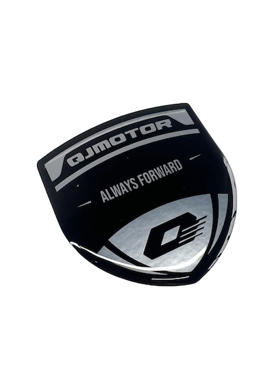 Qj Motor 3d Gümüş Arma Sticker Redlinegrafik