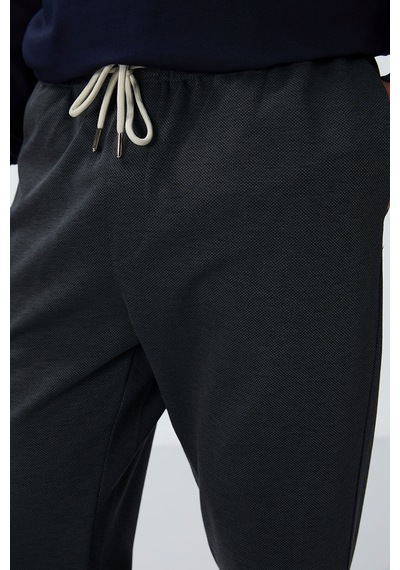 Tommy Life Koyu Gri Yüzeyi Dokulu Standart Fit Erkek Eşofman Alt - 82155