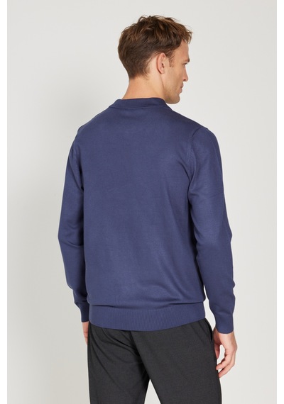 AC&Co / Altınyıldız Classics Erkek Indıgo Standart Fit Normal Kesim Polo Yaka Triko Kazak İndigo AC&Co / Altınyıldız Classics Erkek Indıgo Standart Fit Normal Kesim Polo Yaka Triko Kazak İndigo