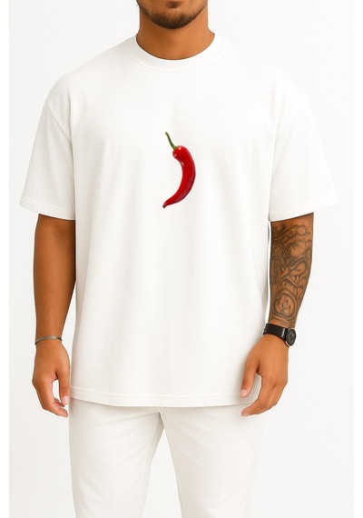 Bahriyeli Collection Oversize Kırmızı Acı Biber Peppers Göğüs Tasarımlı Unisex T-shirt Beyaz