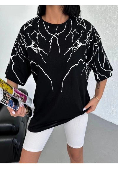 Freedom Storee Kadın Yıldırım Şimşek Baskılı T-shirt Kısa Kol Bisiklet Yaka Oversize Tişört - Siyah Çok Renkli