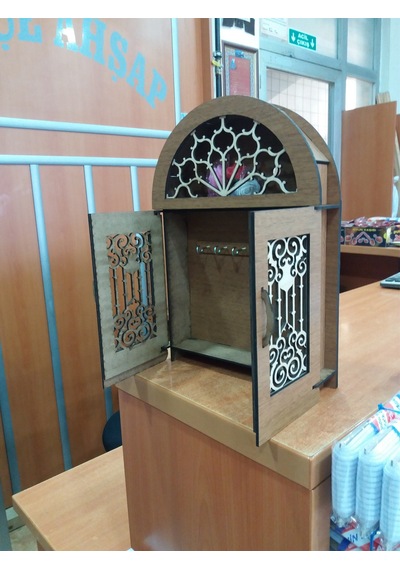 Antik Retro Vintage Kapaklı Kancalı Dekoratif Anahtar Dolabı Kahverengi