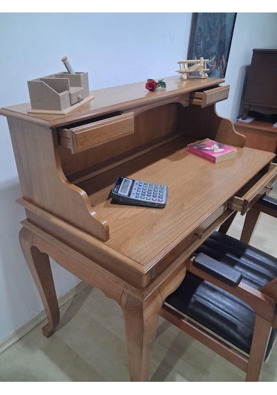 Çalışma Masa İlhm 90634 Klasik Takım Dilimli Sandalye Lüks Klasik Ceviz Renk Model Kahverengi Çalışma Masa İlhm 90634 Klasik Takım Dilimli Sandalye Lüks Klasik Ceviz Renk Model Kahverengi