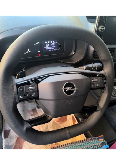 Dikişli Direksiyon Kılıfı Siyah Deri Siyah Dikişli Opel Combo İçin Siyah