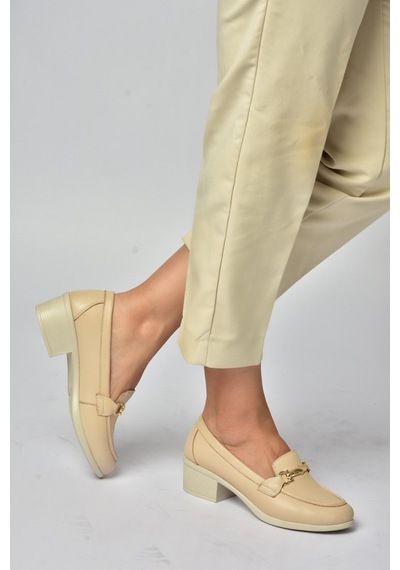 Fox Shoes Y555592003 Bej Hakiki Deri Kalın Alçak Topuklu Kadın Ayakkabı