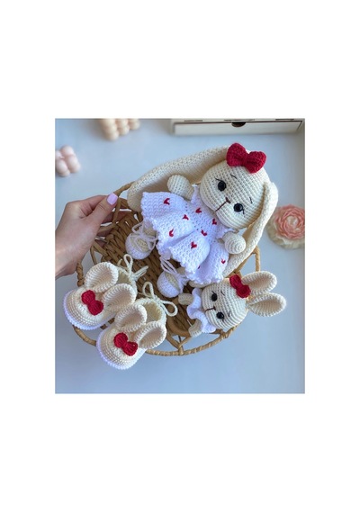 Amigurumi Kalpli Elbiseli Tavşan Set