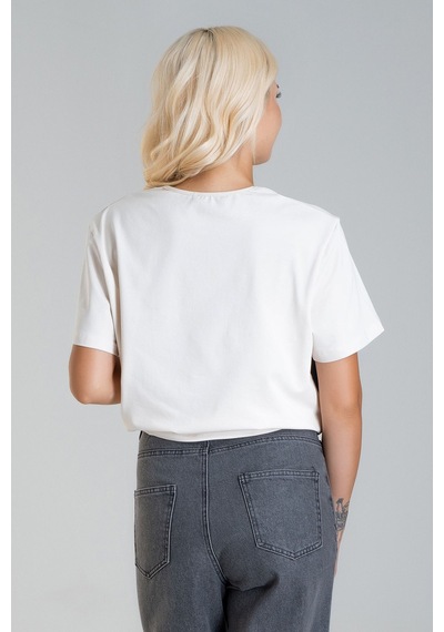 Kadın Bağlamalı Baskılı Viskon Kombinli Likralı Örme Kumaş Sıfır Yaka Tshirt Siyah - Ekru Kadın Bağlamalı Baskılı Viskon Kombinli Likralı Örme Kumaş Sıfır Yaka Tshirt Siyah - Ekru