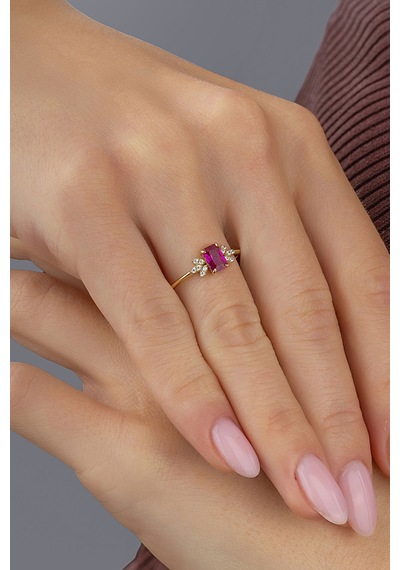 Pembe Taşlı Altın Yüzük