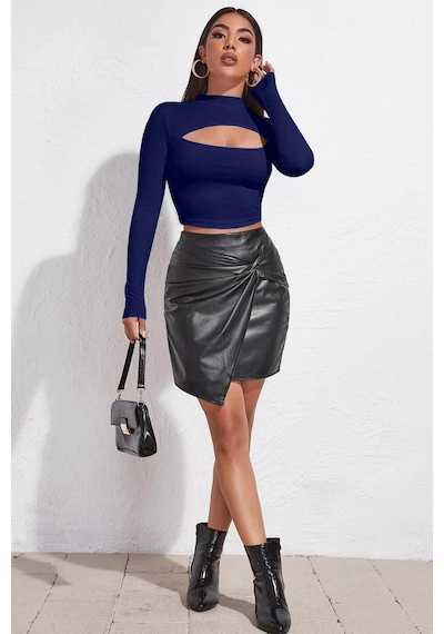 Angbutik Kadın Lacivert Göğüs Dekolteli Uzun Kollu Cut Out Crop Top Bluz