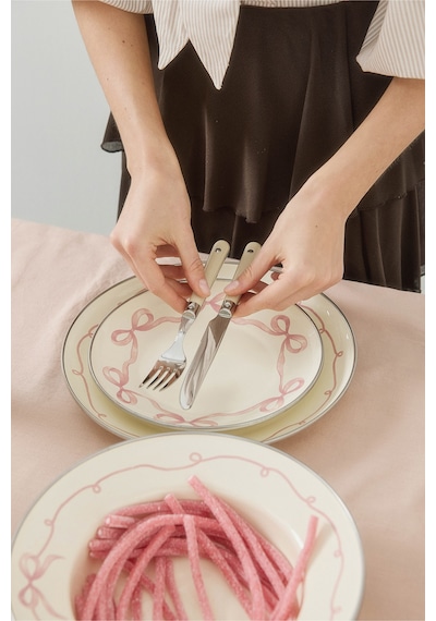 Rebel Bow Pasta Sunum Tabağı 21cm Fildişi