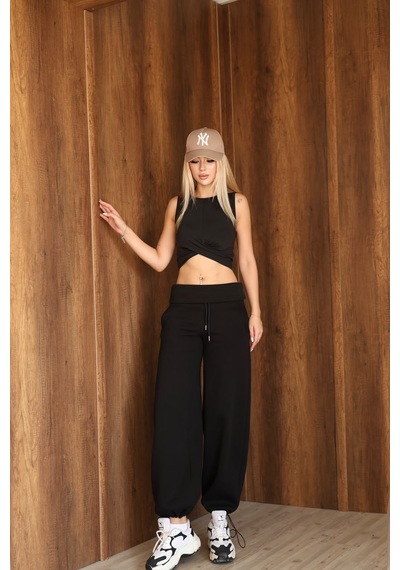 Ozy Fashion Kadın Beli Katlamalı Lastikli Bol Paça Stoper Detaylı 3 İplik Kışlık Eşofman Altı Siyah Ozy Fashion Kadın Beli Katlamalı Lastikli Bol Paça Stoper Detaylı 3 İplik Kışlık Eşofman Altı Siyah