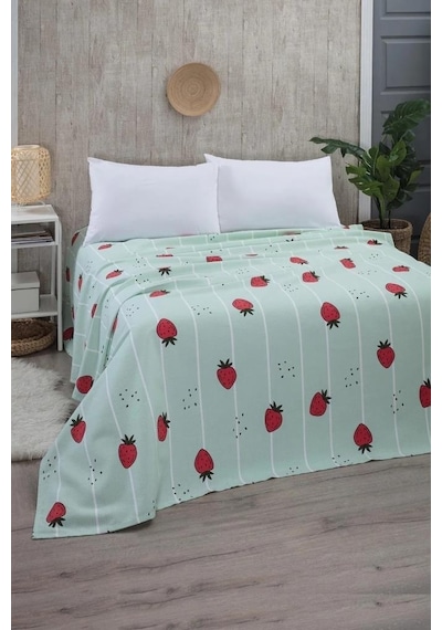 Mulberry Çilek Desenli Tek Kişilik Pike Yatak Örtüsü 170 X 230