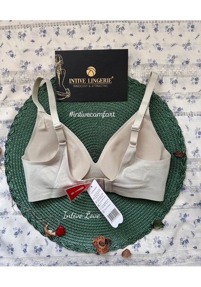 Softease V Yaka Balensiz Dikişsiz Lazer Kesim Rahat Soft Kumaştan Açık Fıstık Yeşil