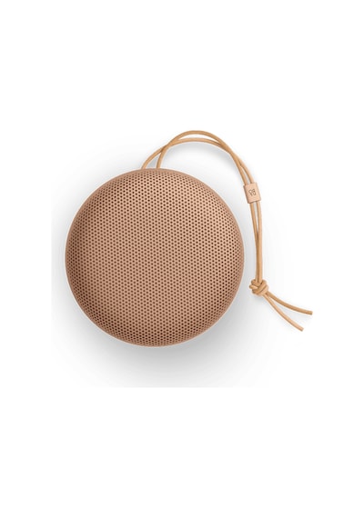 Bang & Olufsen Beosound A1 3. Nesil Bluetooth 5.1, 360 Ses, Ip67 Su Ve Toz Geçirmez, 24 Saat Pil, Güçlü Bas, Taşınabilir Premium Bluetooth Hoparlör Bang & Olufsen Beosound A1 3. Nesil Bluetooth 5.1, 360 Ses, Ip67 Su Ve Toz Geçirmez, 24 Saat Pil, Güçlü Bas, Taşınabilir Premium Bluetooth Hoparlör