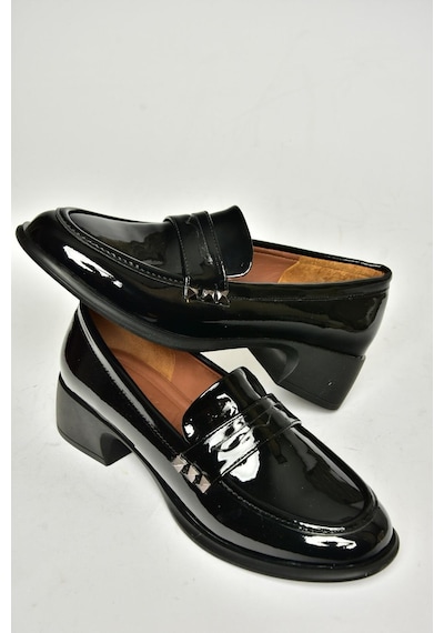 Fox Shoes T820100308 Siyah Rugan Günlük Loofer Kadın Ayakkabı Siyah