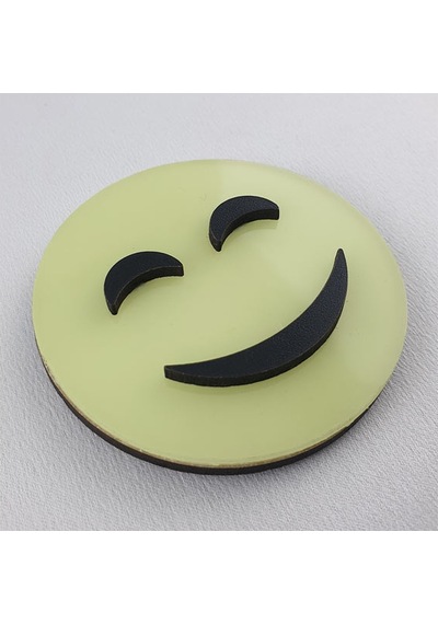 Emoji , Fosforlu Emojiler ( Karanlıkta Parlar ) Duvar Süsü 6,5 Cm (396170820)