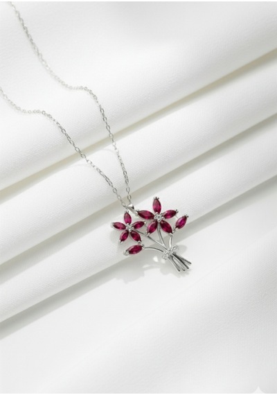 Çekirdekjewelry 925 Ayar Gümüş Kırmızı Taşlı Buket Kolye Gri
