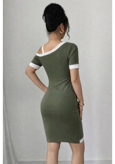 Defymoda Kadın Kısa Kollu Asimetrik Kesim Yaka Şerit Ve Aksesuar Detaylı Modal Elbise Yeşil Defymoda Kadın Kısa Kollu Asimetrik Kesim Yaka Şerit Ve Aksesuar Detaylı Modal Elbise Yeşil